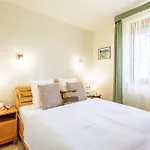 Apartment 200m To Family House With Garden At Super Location Balatonfüred