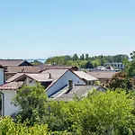 Apartment 200m To Family House With Garden At Super Location *