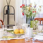 Apartment 200m To Family House With Garden At Super Location *