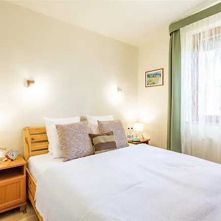 Apartmán 200m To Family House With Garden At Super Location Balatonfüred